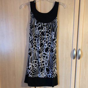 Black & White Sleeveless Cocktail Dress